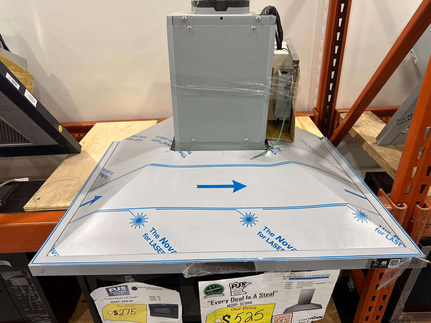 LG HCED3015S 30 Inch Wall Mount Range Hood with 5 Speed 600 CFM Blower, Dishwasher Mesh Filters, Low Profile Body, IR Touch Controls, Dual Level LED Lighting, and UL Listed: Stainless Steel