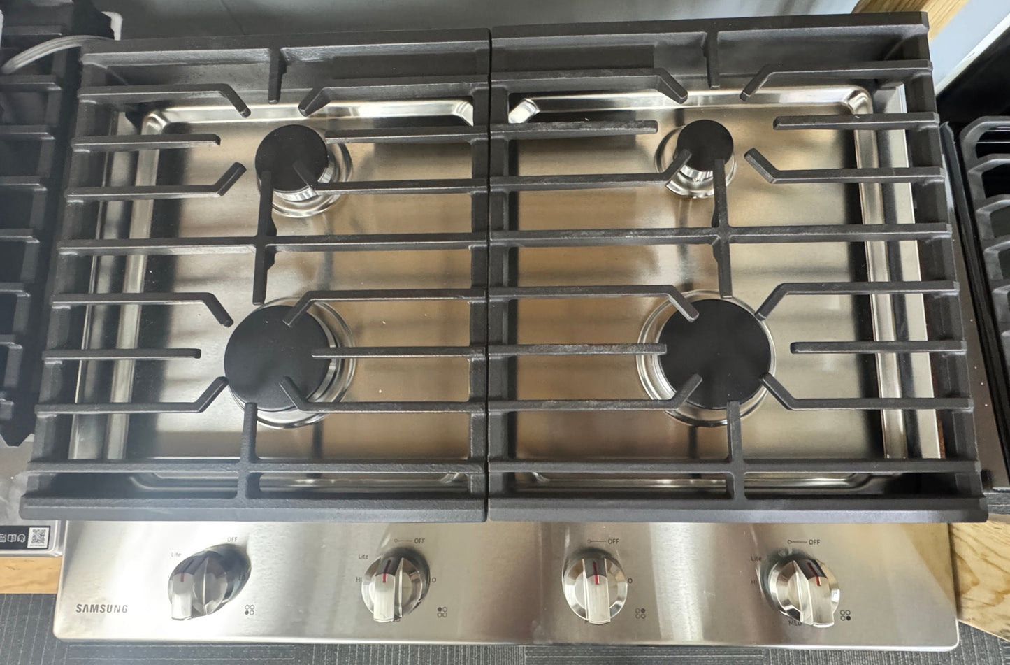 SAMSUNG NA30R5310FS 30" Gas Cooktop in Stainless Steel