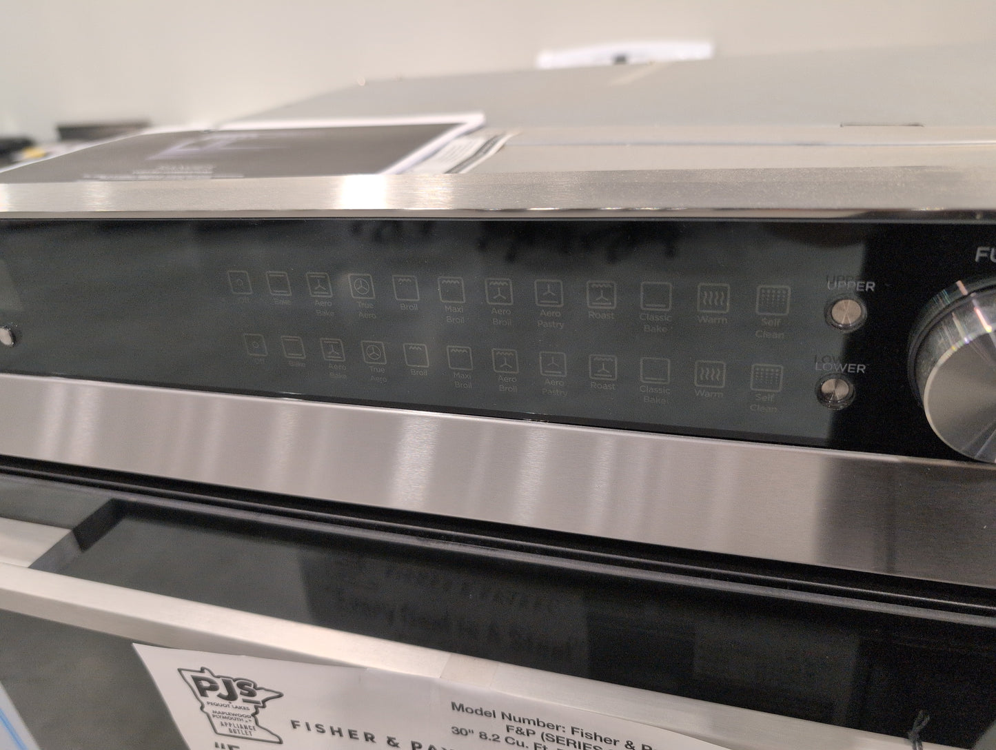 FISHER & PAYKEL OB30DDEPX3_N 30" Series 9 Contemporary Self-Cleaning Double Oven 11 Function