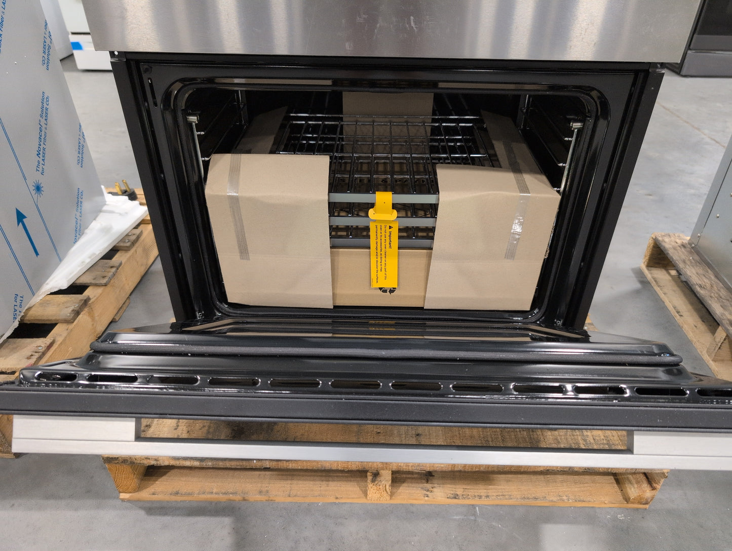 FISHER & PAYKEL OB30DDEPX3_N 30" Series 9 Contemporary Self-Cleaning Double Oven 11 Function