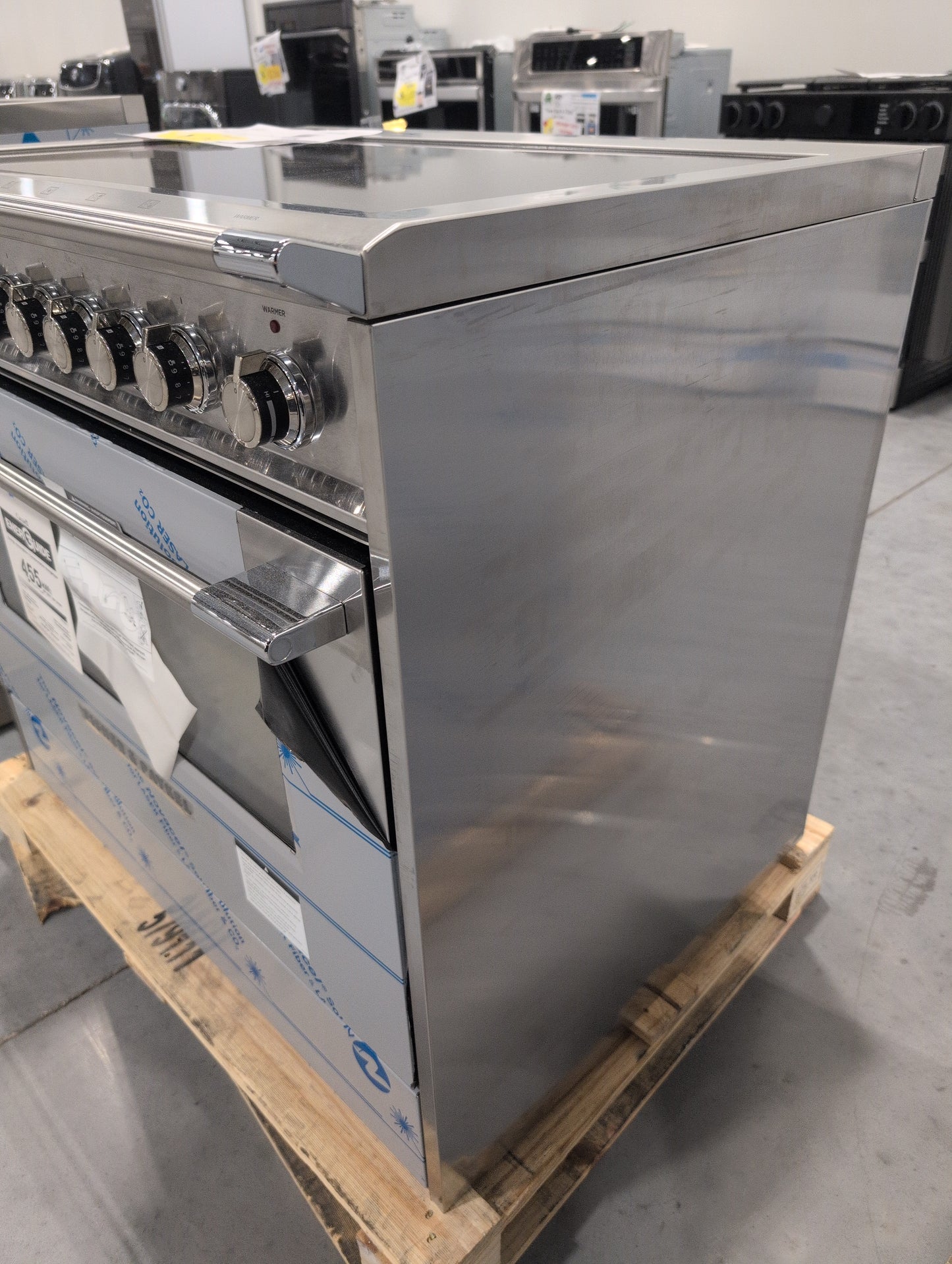 FISHER & PAYKEL OR36SCI6X1 36" Series 9 Classic 5-Zone Slide-In Induction Self-Cleaning Range; 2 SmartZones