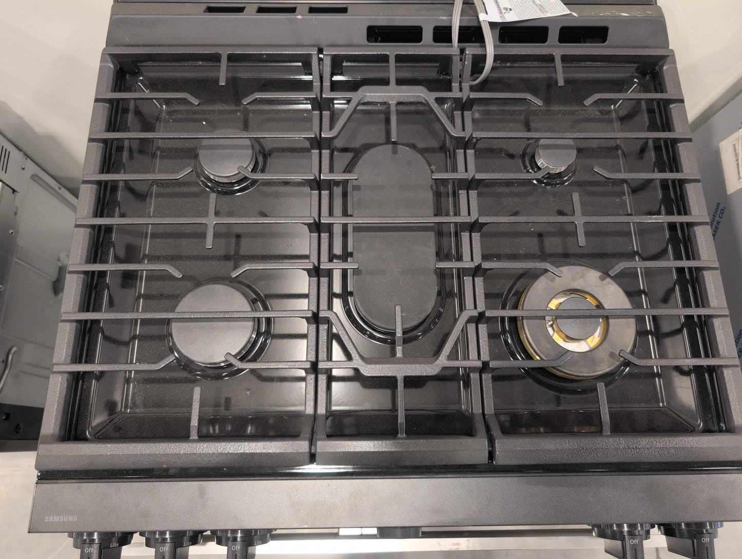 Samsung NSG6DG8550SRAA Bespoke Smart Slide-In Gas Range 6.0 cu. ft. with Flex Duo™ & Illuminated Precision Knobs in Stainless Steel