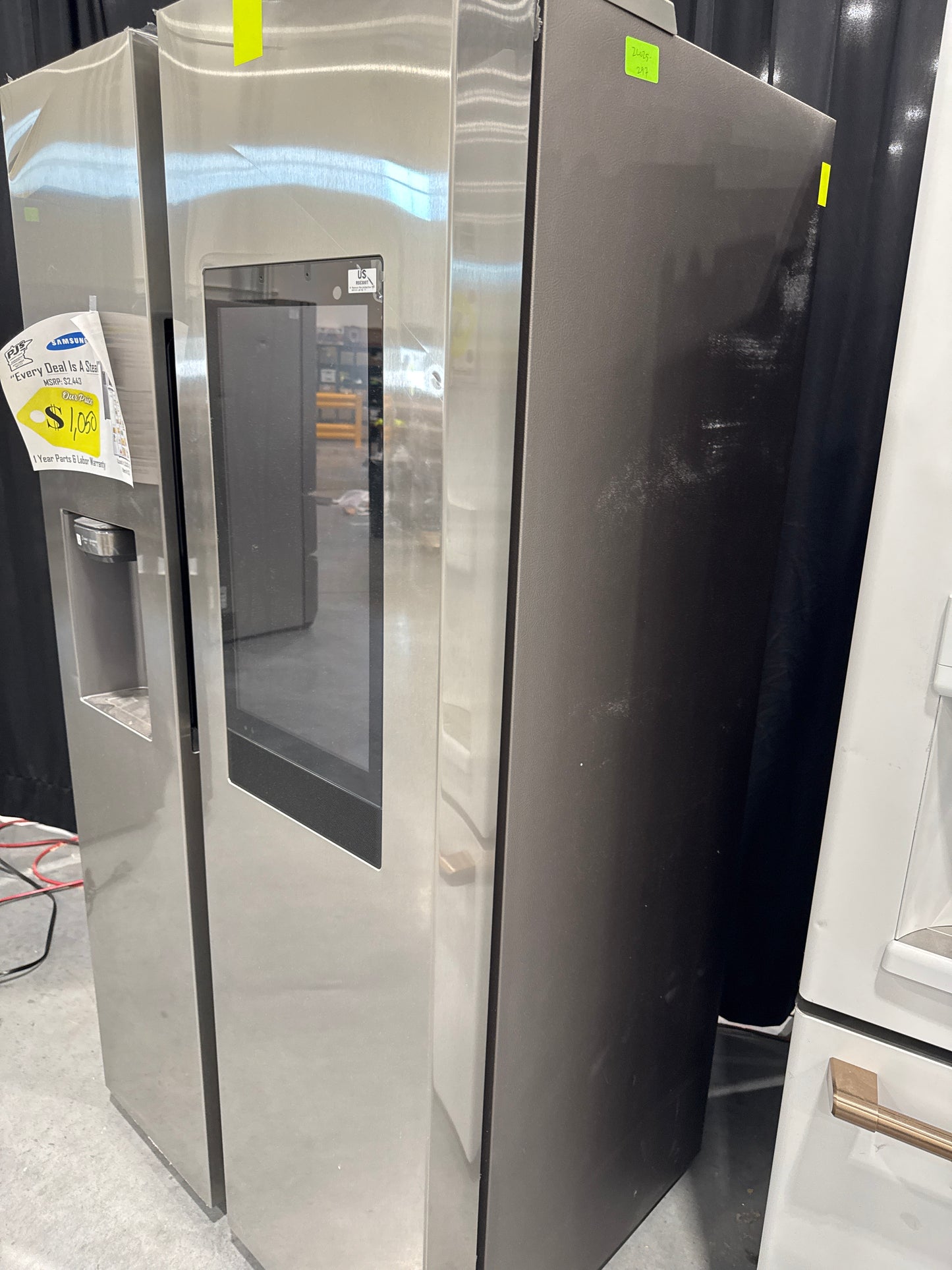 SAMSUNG RS22T5561SR/AA 22 cu. ft. Counter Depth Side-by-Side Refrigerator with Touch Screen Family Hub™ in Stainless Steel