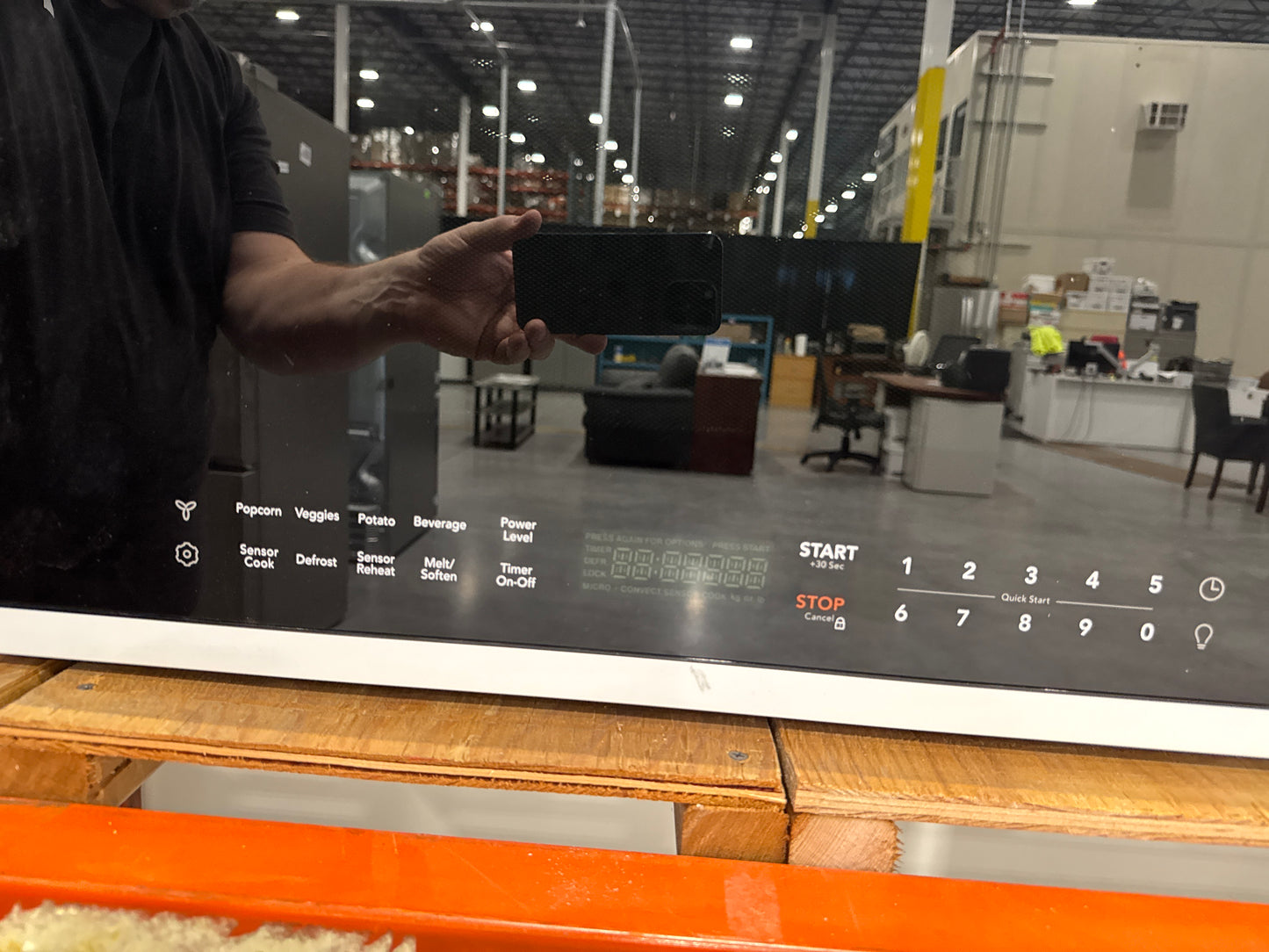 Frigidaire UMV1422UW 24" 1.4 Cu. Ft. Over-The-Range Microwave