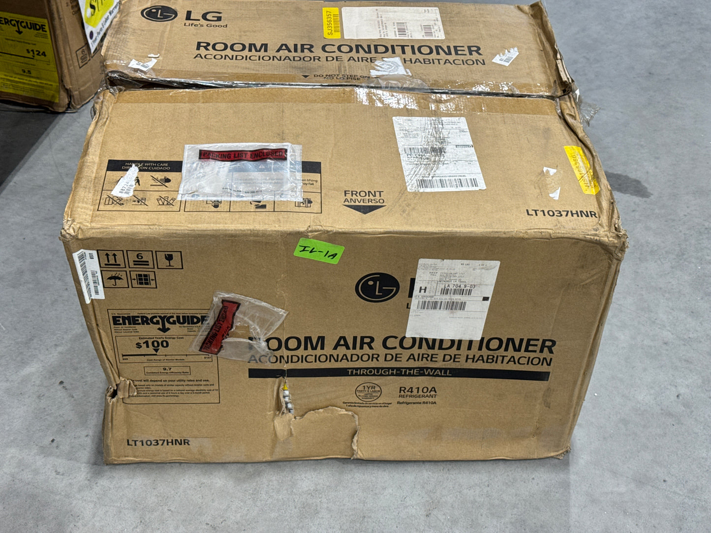 LG LT1037HNR 10,000 BTU Thru-the-Wall Air Conditioner with 11,200 Heating BTU, 24 Hour Timer, Energy Saver, Gold Fin Anti-Corrosion, Wireless Remote, 9.8 EER ,3.2 Pts/Hr Dehumidification and 230/208V