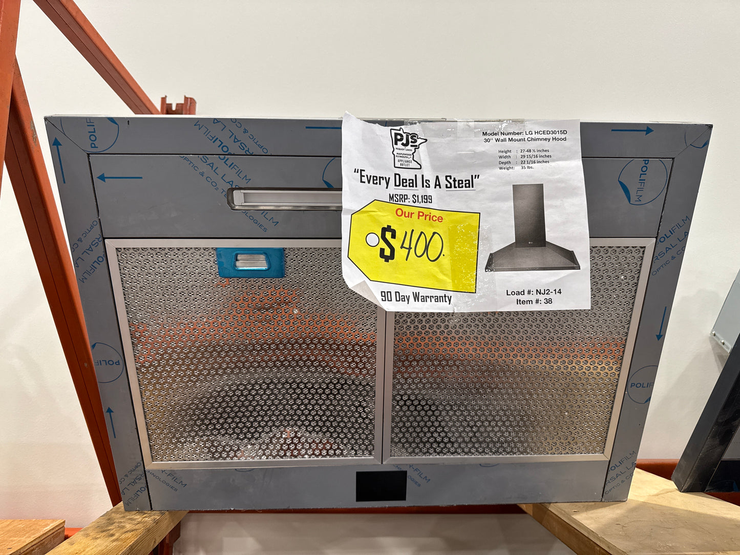 LG HCED3015D 30 Inch Wall Mount Range Hood with 5 Speed 600 CFM Blower, Dishwasher Mesh Filters, Low Profile Body, IR Touch Controls, Dual Level LED Lighting, and UL Listed: Black Stainless Steel