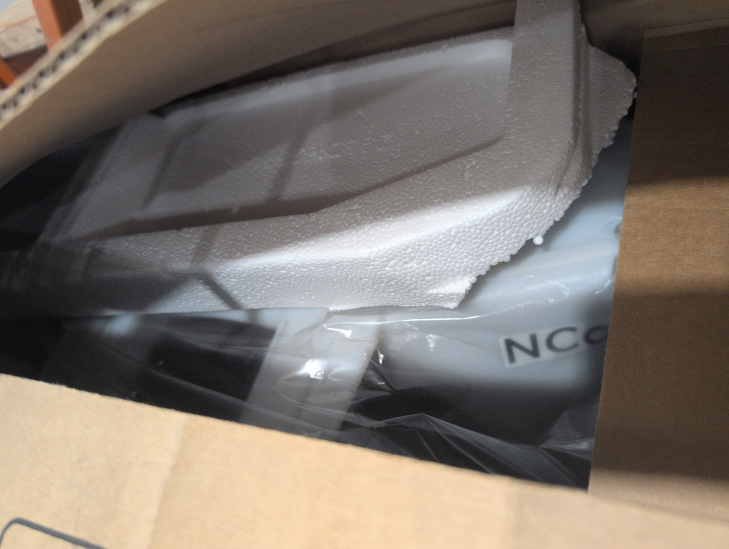 GE Zoneline Base AZ45E12DAB 11,600 BTU (PTAC) Packaged Terminal Air Conditioner with Electric Heat, 11.8 EER, 3.5 Pints Per Hour Dehumidification, R-410A Refrigerant and 230/208 Volt