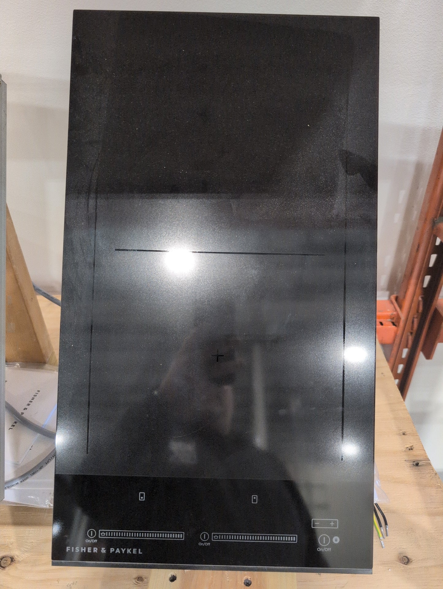 Fisher & Paykel Series 9 Contemporary Series  CI122DTB4 Induction Cooktop with Smoothtop Glass Surface, SmartZone, PowerBoost, Touch&Slide, GentleHeat, Auto Cut-Off Timer, Child Safe and ADA Compliant: 12 Inches, 2 Cooking Zones