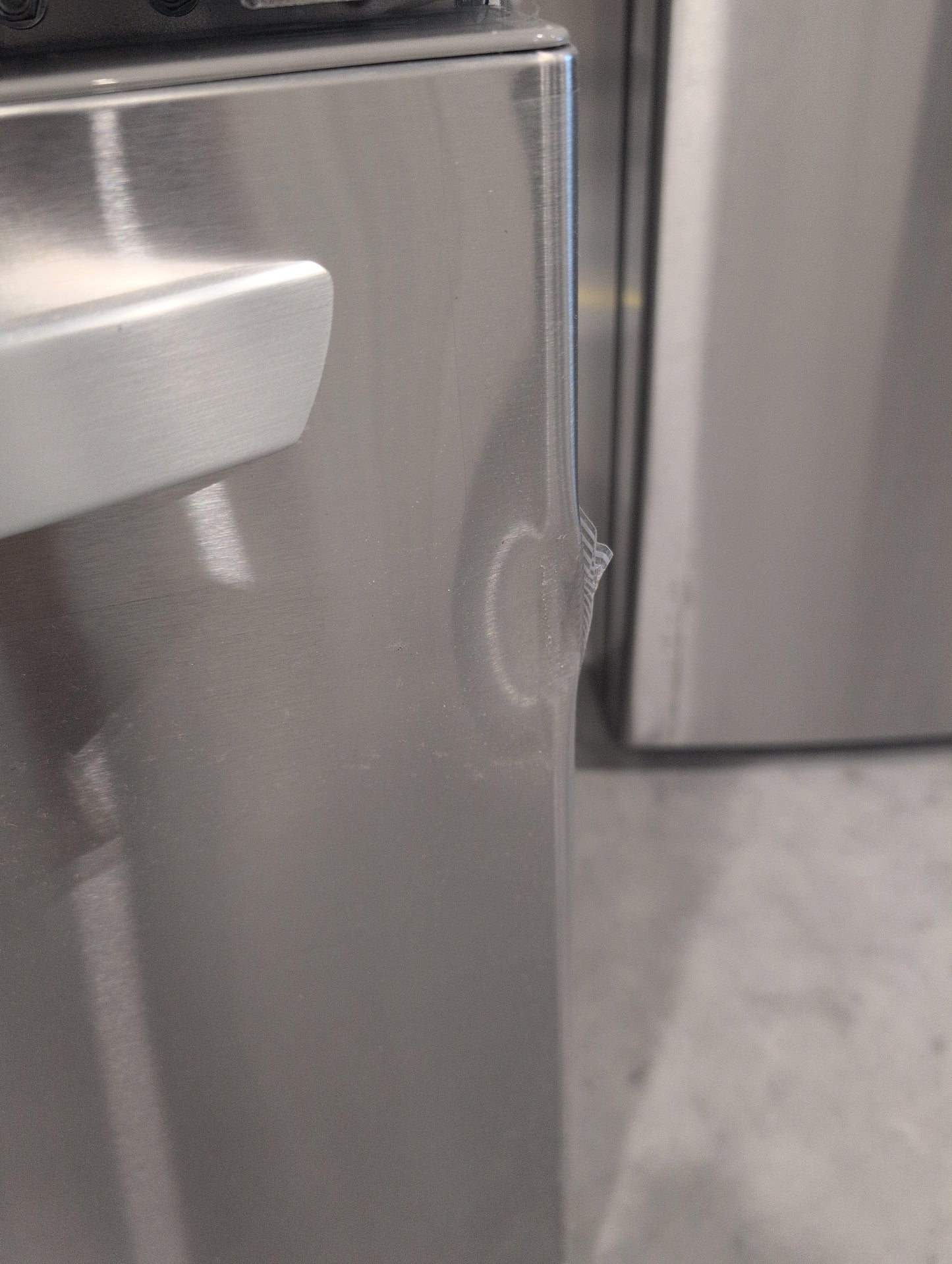 LG LFCS22520S 30 Inch French Door Refrigerator with 21.8 Cu. Ft. Capacity, Glide N' Serve™ Drawer, SpillProtector™ Shelves, Smart Cooling® &nbsp;and Factory Installed Ice Maker: Stainless Steel