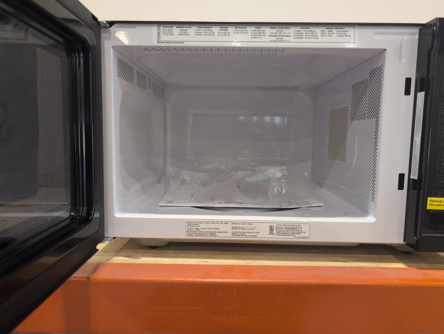 JENNAIR JMC1116AB 22 Inch Built-In Countertop Microwave Oven with 1200 Cooking Watts: Black Floating Glass