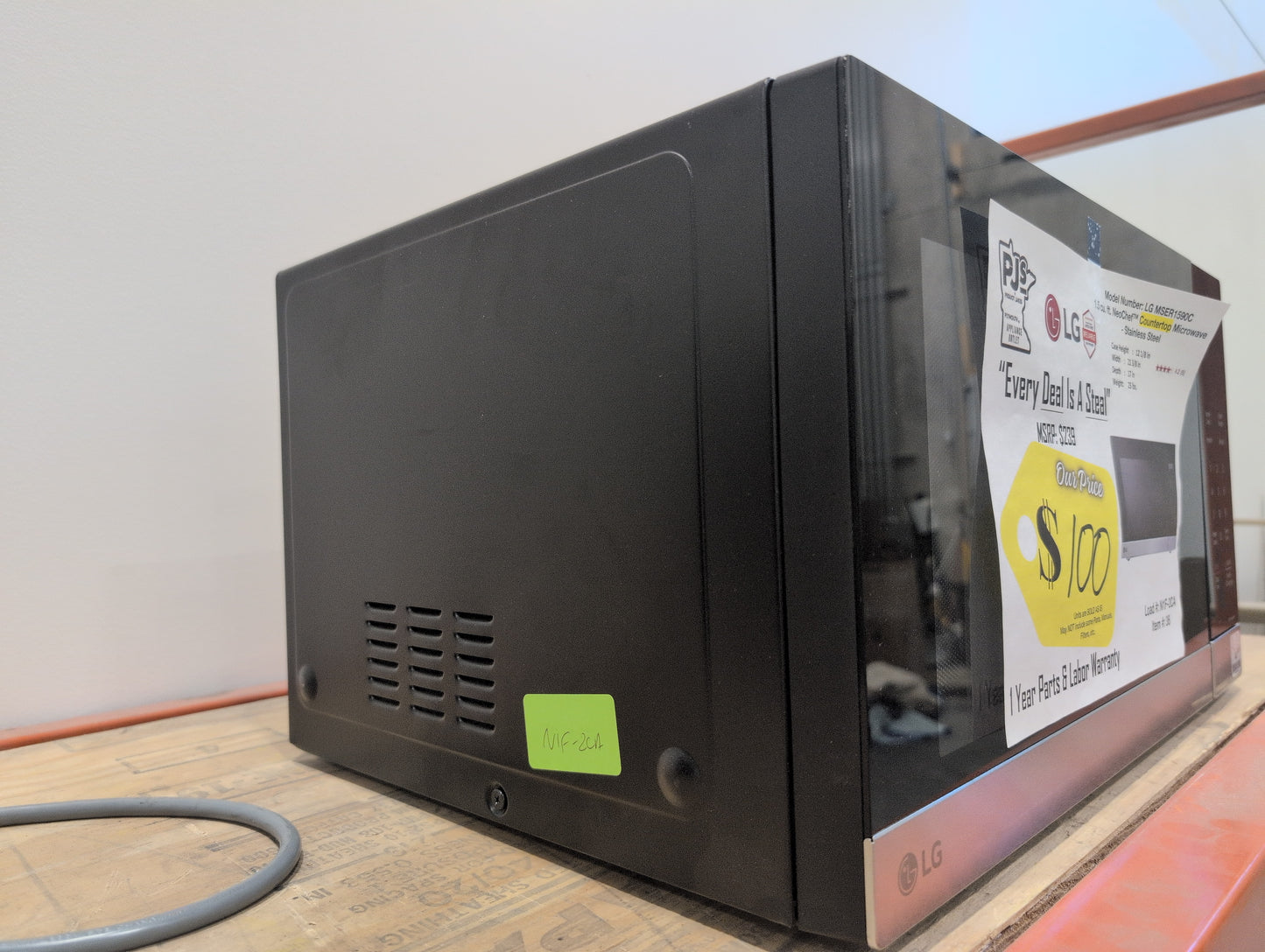 LG MSER1590C  1.5 cu. ft. NeoChef™ Countertop Microwave - Stainless Steel