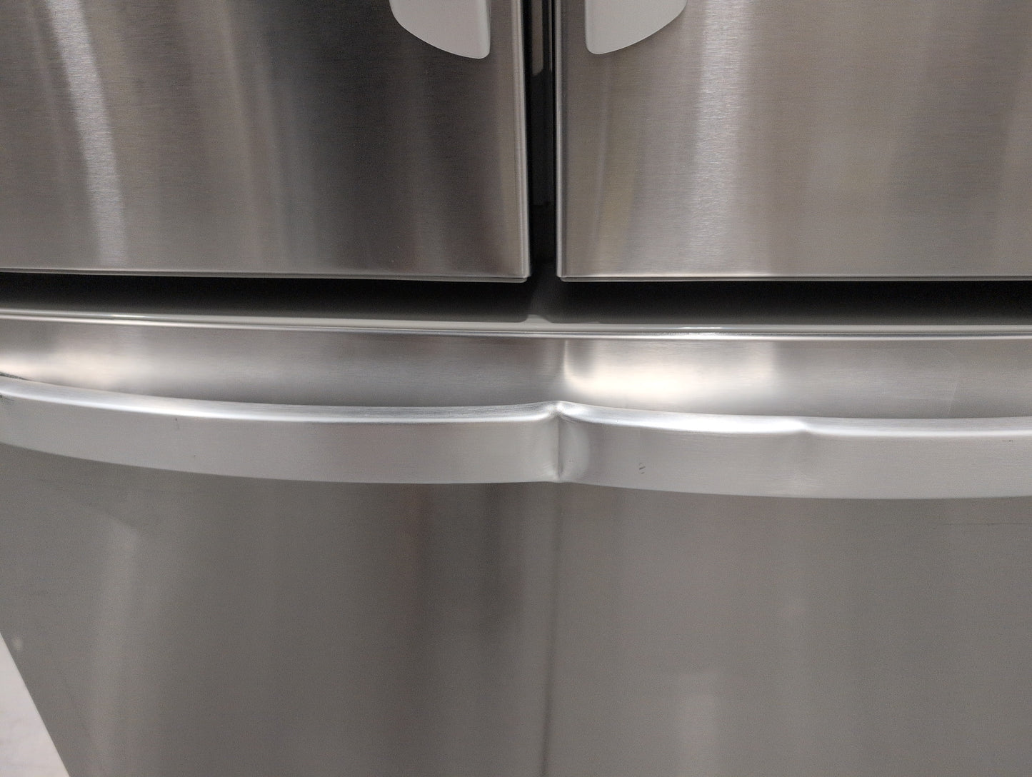 LG LFCS22520S 30 Inch French Door Refrigerator with 21.8 Cu. Ft. Capacity, Glide N' Serve™ Drawer, SpillProtector™ Shelves, Smart Cooling® and Factory Installed Ice Maker: Stainless Steel