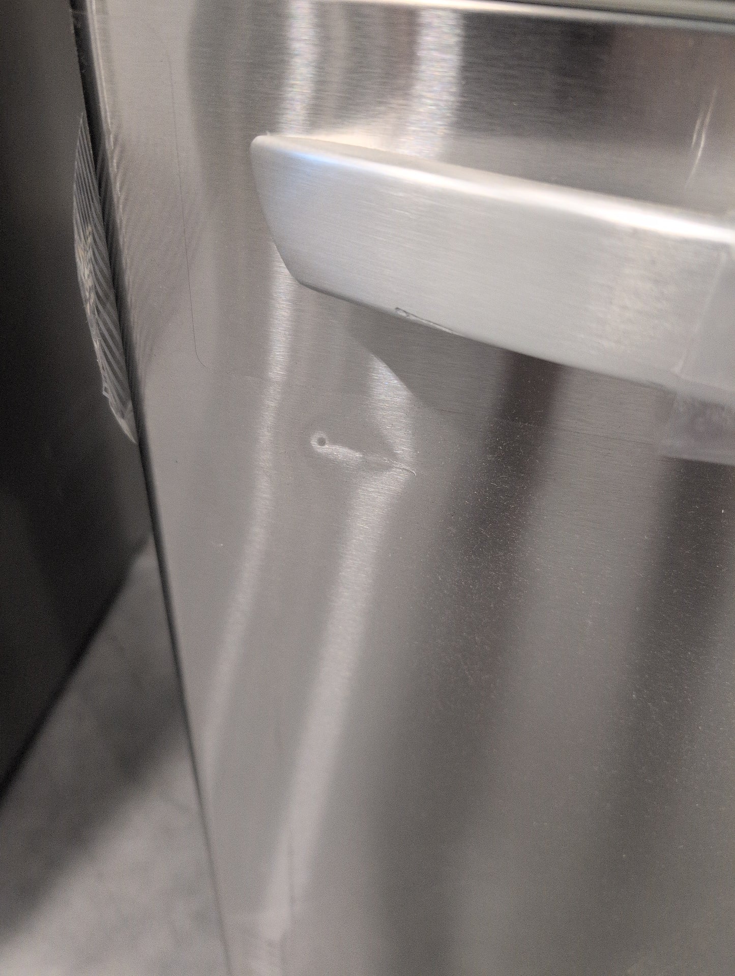 LG LFCS22520S 30 Inch French Door Refrigerator with 21.8 Cu. Ft. Capacity, Glide N' Serve™ Drawer, SpillProtector™ Shelves, Smart Cooling® &nbsp;and Factory Installed Ice Maker: Stainless Steel