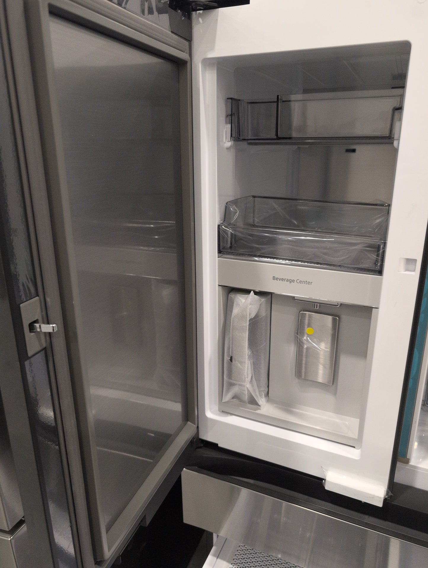 Samsung Bespoke RF29BB8600QLAA 29 cu. ft. Standard Depth 4-Door French Door Smart Refrigerator in Stainless Steel with Beverage Center