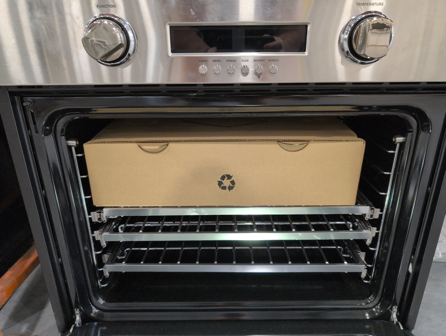 FISHER & PAYKEL WOSV230_N 30" Series 7 Professional Self-Cleaning Oven 10 Function