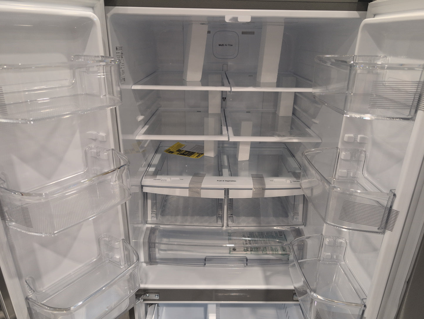 LG LFCS22520S 30 Inch French Door Refrigerator with 21.8 Cu. Ft. Capacity, Glide N' Serve™ Drawer, SpillProtector™ Shelves, Smart Cooling® and Factory Installed Ice Maker: Stainless Steel