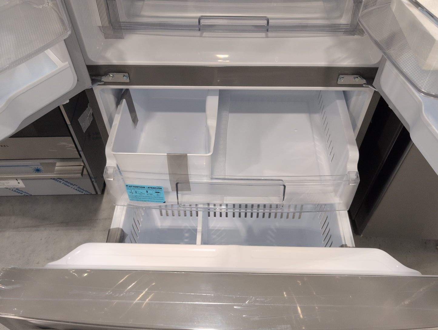 LG LFCS22520S 30 Inch French Door Refrigerator with 21.8 Cu. Ft. Capacity, Glide N' Serve™ Drawer, SpillProtector™ Shelves, Smart Cooling® and Factory Installed Ice Maker: Stainless Steel