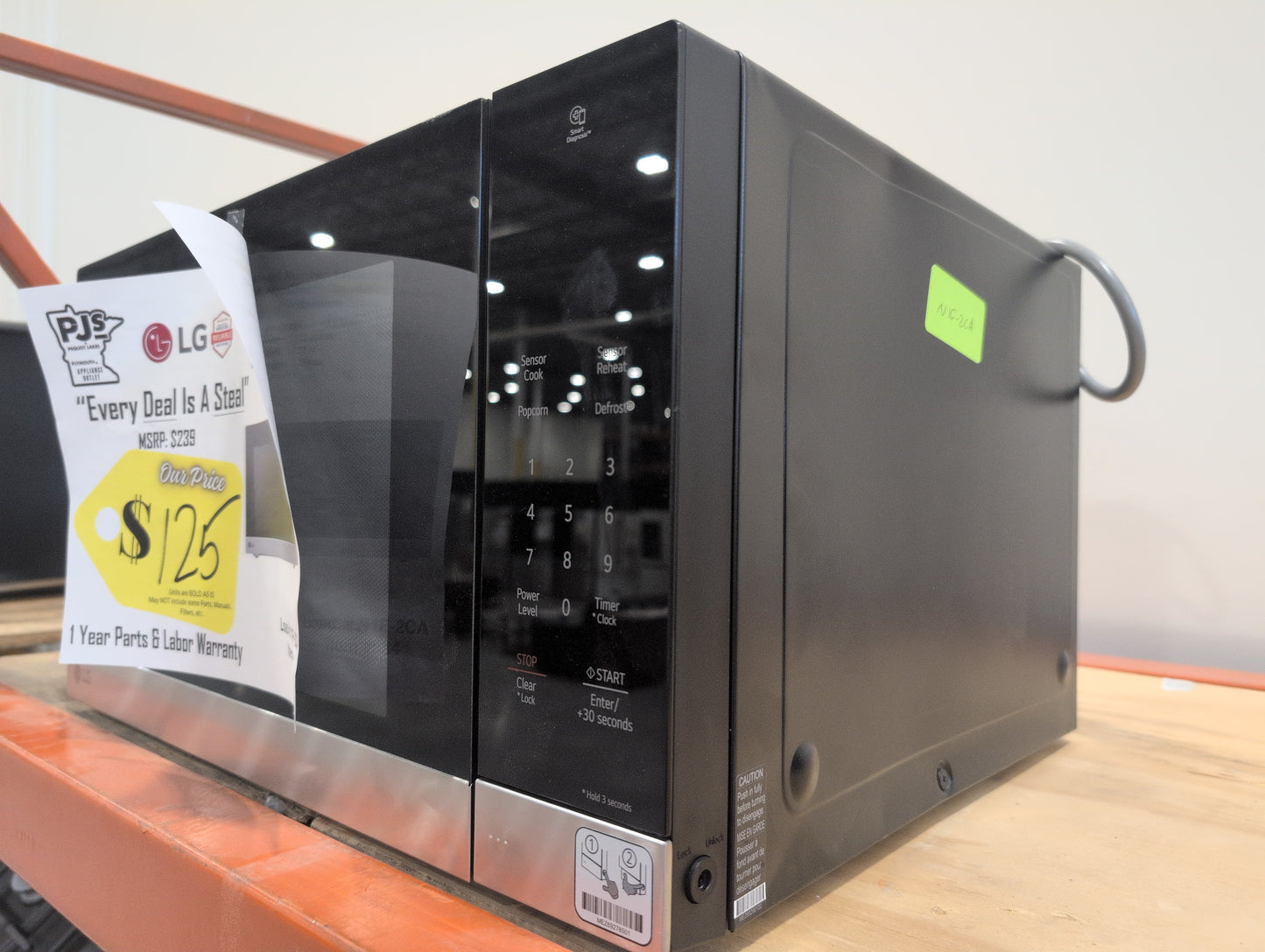 LG MSER1590C  1.5 cu. ft. NeoChef™ Countertop Microwave - Stainless Steel