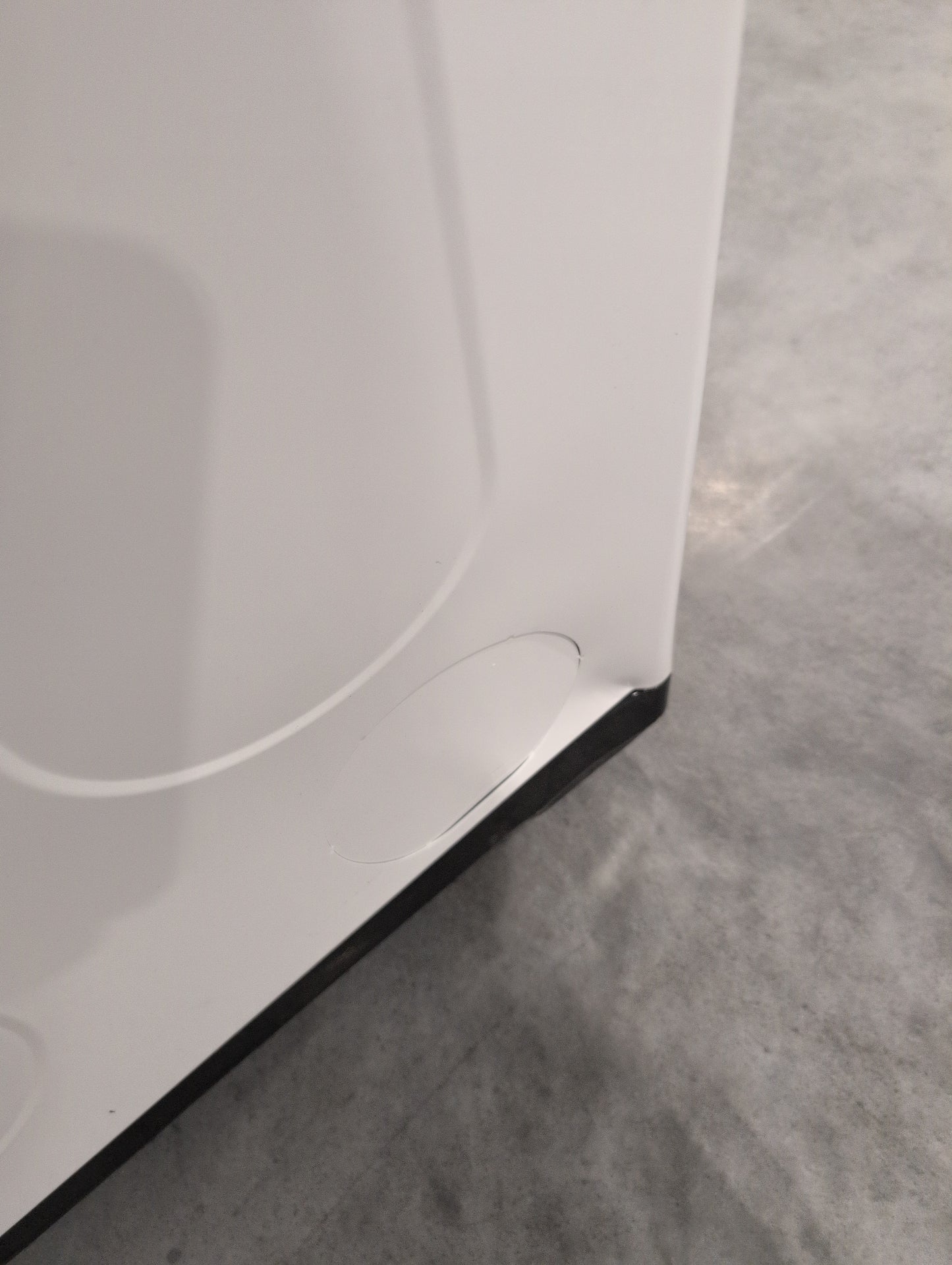 LG DLG7401WE 27 Inch Smart Gas Dryer with 7.3 Cu. Ft. Capacity, 8 Dry Cycles, 12 Dry Options, Sensor Dry, EasyLoad™ Door, ThinQ® Technology, SmartDiagnosis™, and Energy Star Certified: White