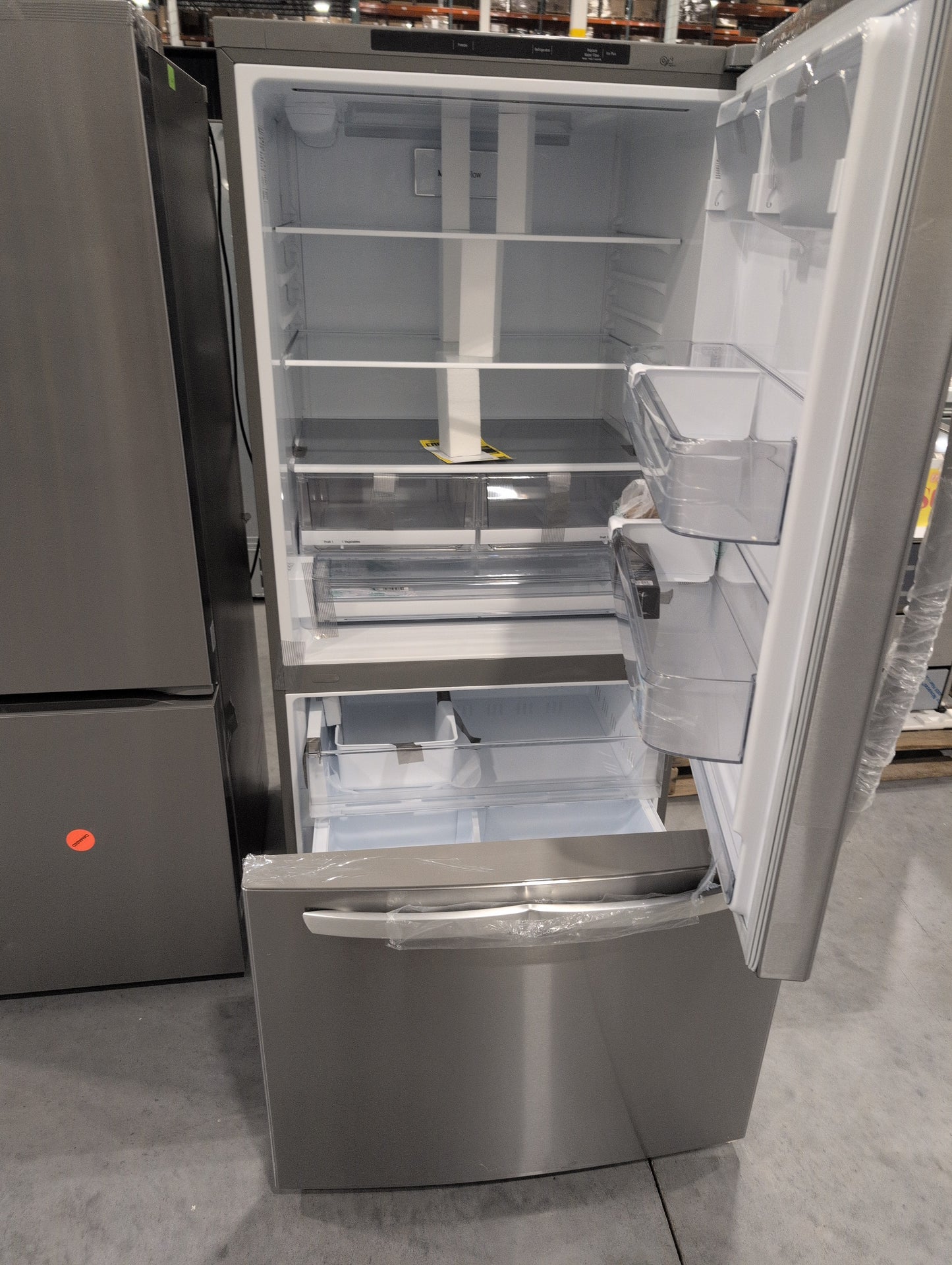 LG LRDCS2603S 33 Inch Freestanding Bottom Freezer Refrigerator with 25.5 Cu. Ft. Capacity, Door Cooling+, Humidity Crispers, Multi-AirFlow, Tempered Glass Spill Proof Shelves, and Energy Star Qualified: PrintProof™ Stainless Steel